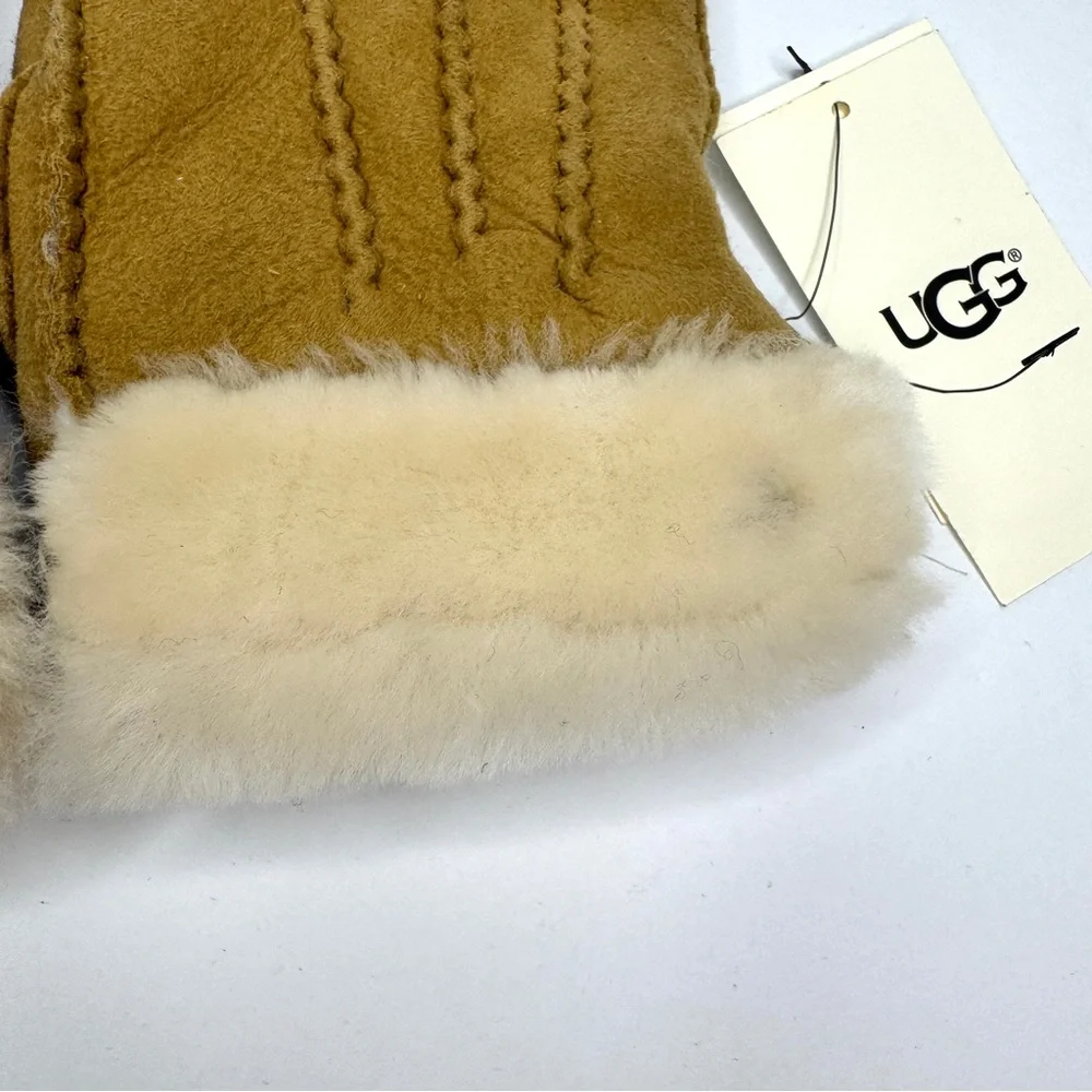 UGG exposed sheepskin